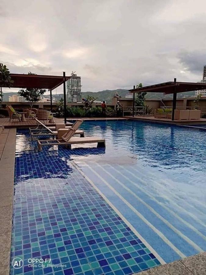 Horizon 101 A8 5Mins Walk Robinson Mall And Bar Cebu Exteriör bild